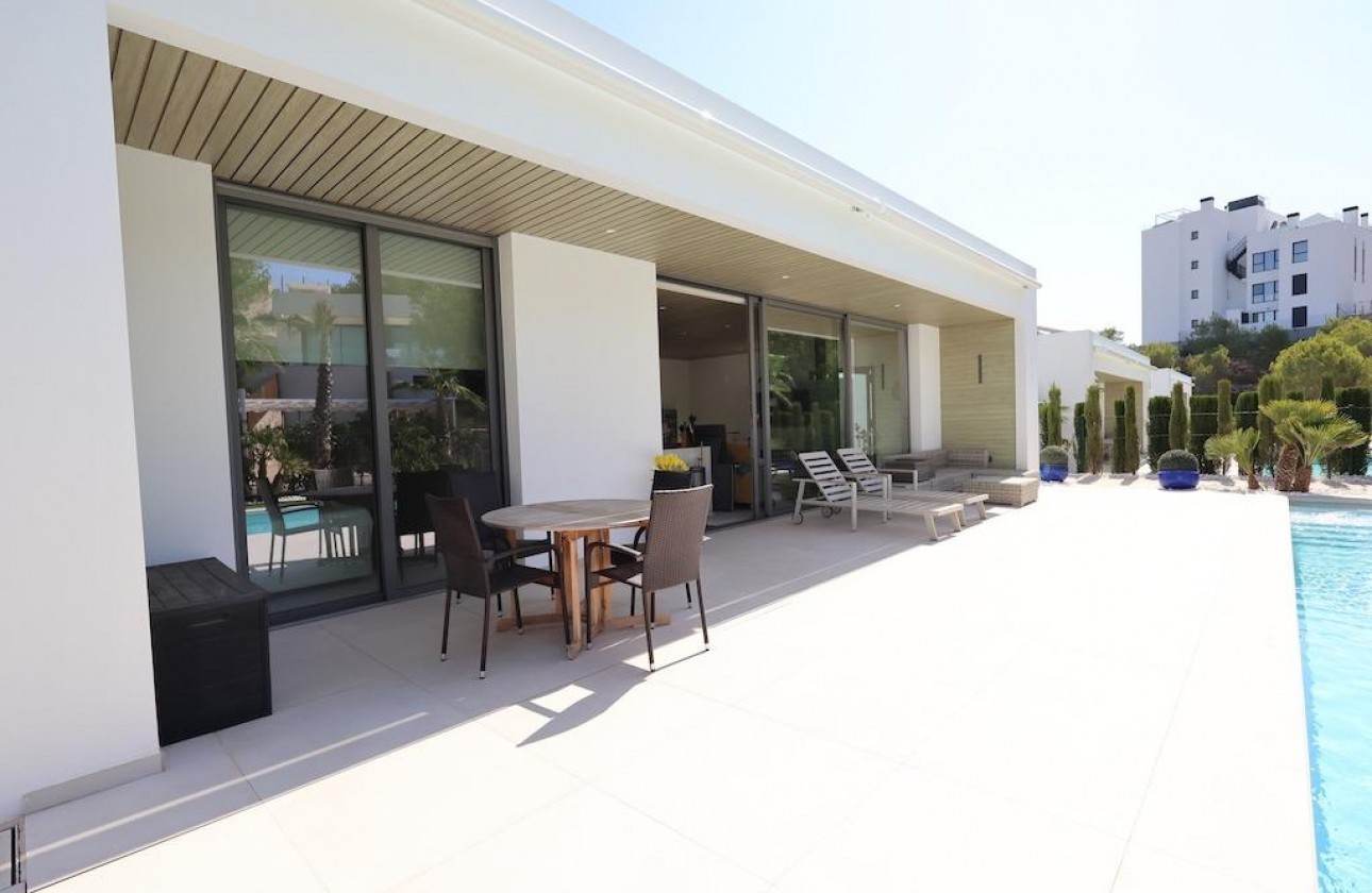 Videresalg - Detached Villa - San Miguel de Salinas - Las Colinas Golf