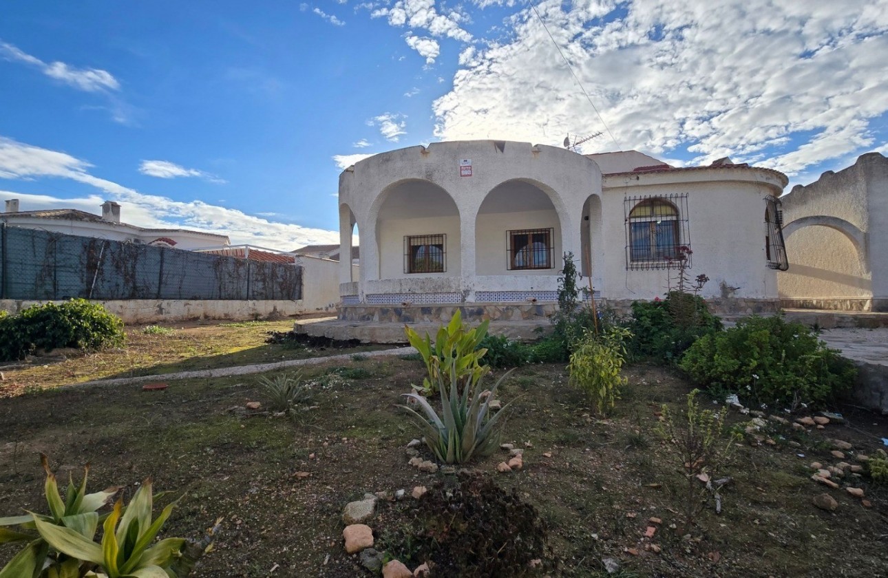 Videresalg - Detached Villa - Torrevieja - El Chaparal