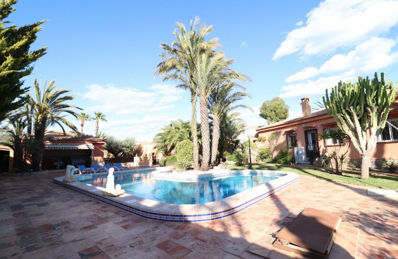 Videresalg - Detached Villa - Torrevieja - El chaparral