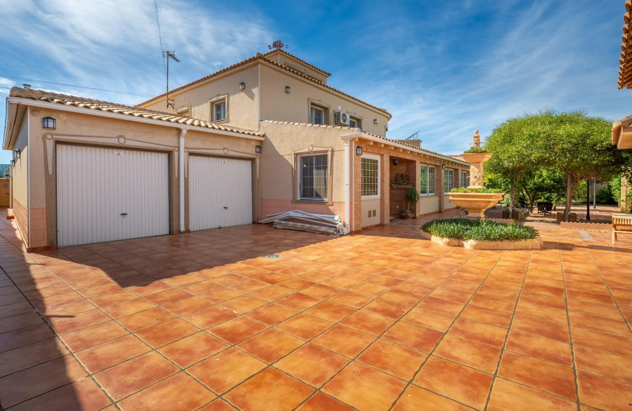 Videresalg - Detached Villa - Torrevieja - El chaparral
