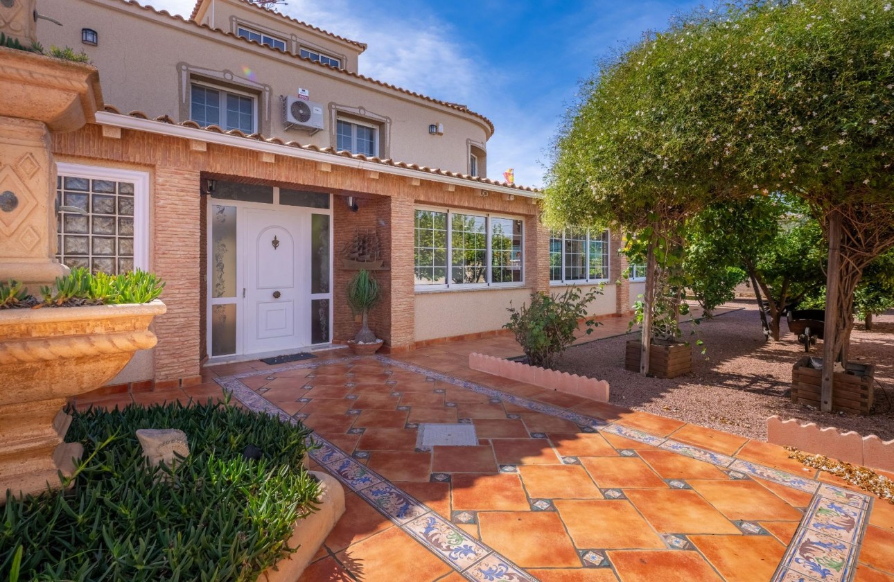 Videresalg - Detached Villa - Torrevieja - El chaparral