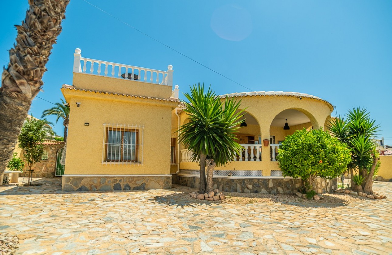 Videresalg - Detached Villa - Torrevieja - La Siesta - El Salado -  Torreta