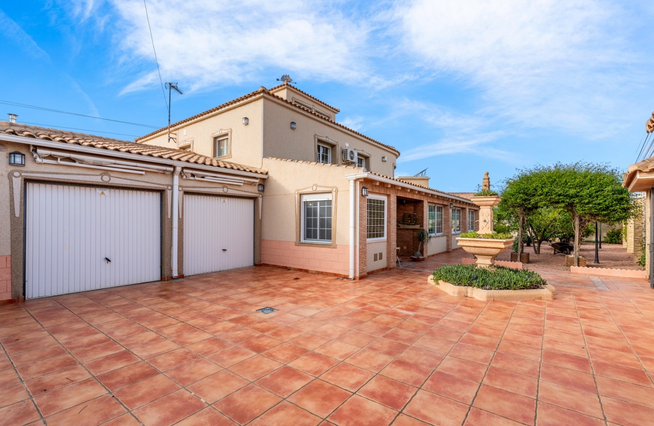 Videresalg - Detached Villa - Torrevieja
