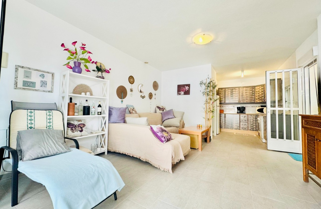 Videresalg - House - Orihuela Costa - La Zenia