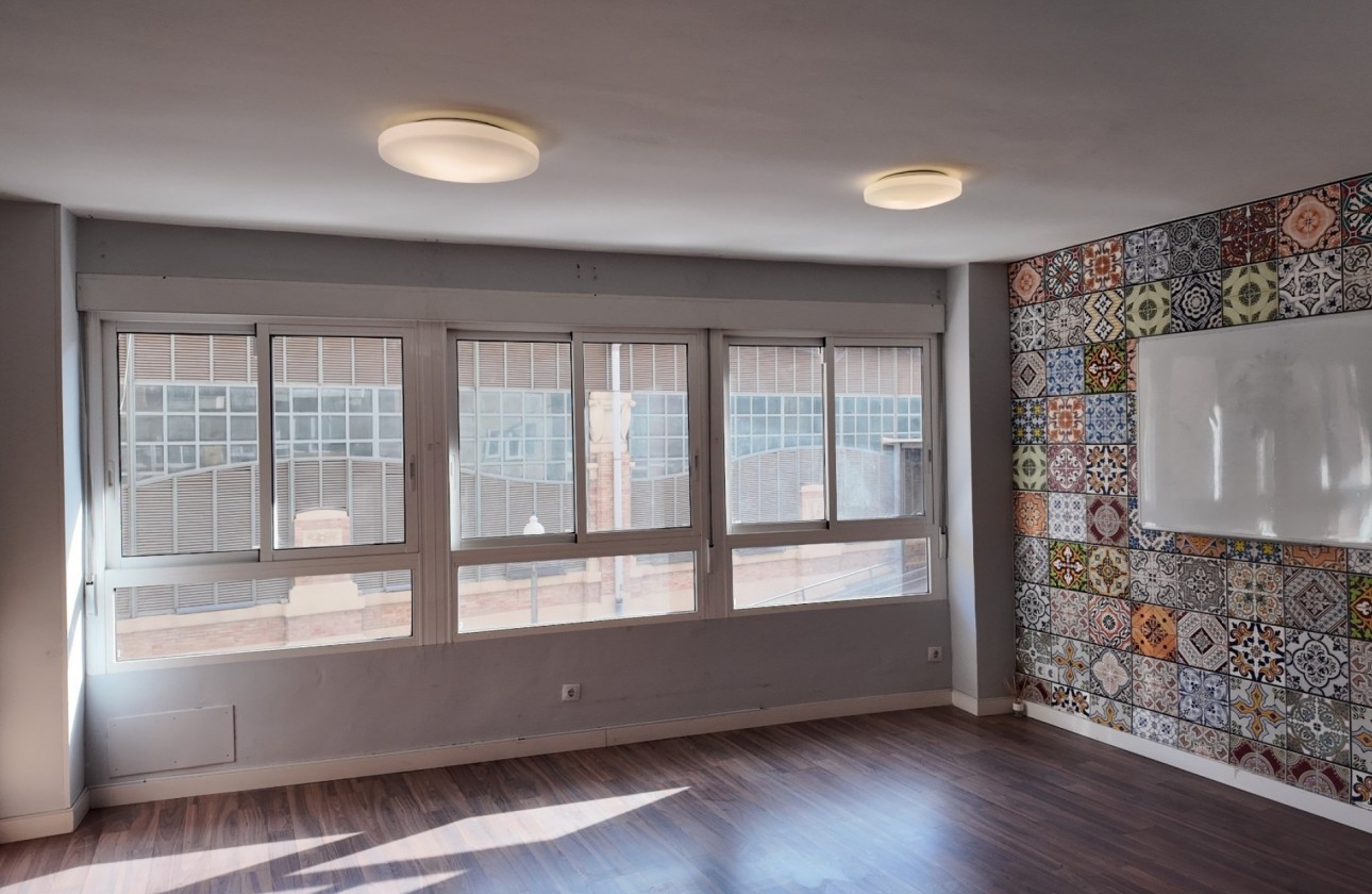 Videresalg - Kommersiell - Alicante