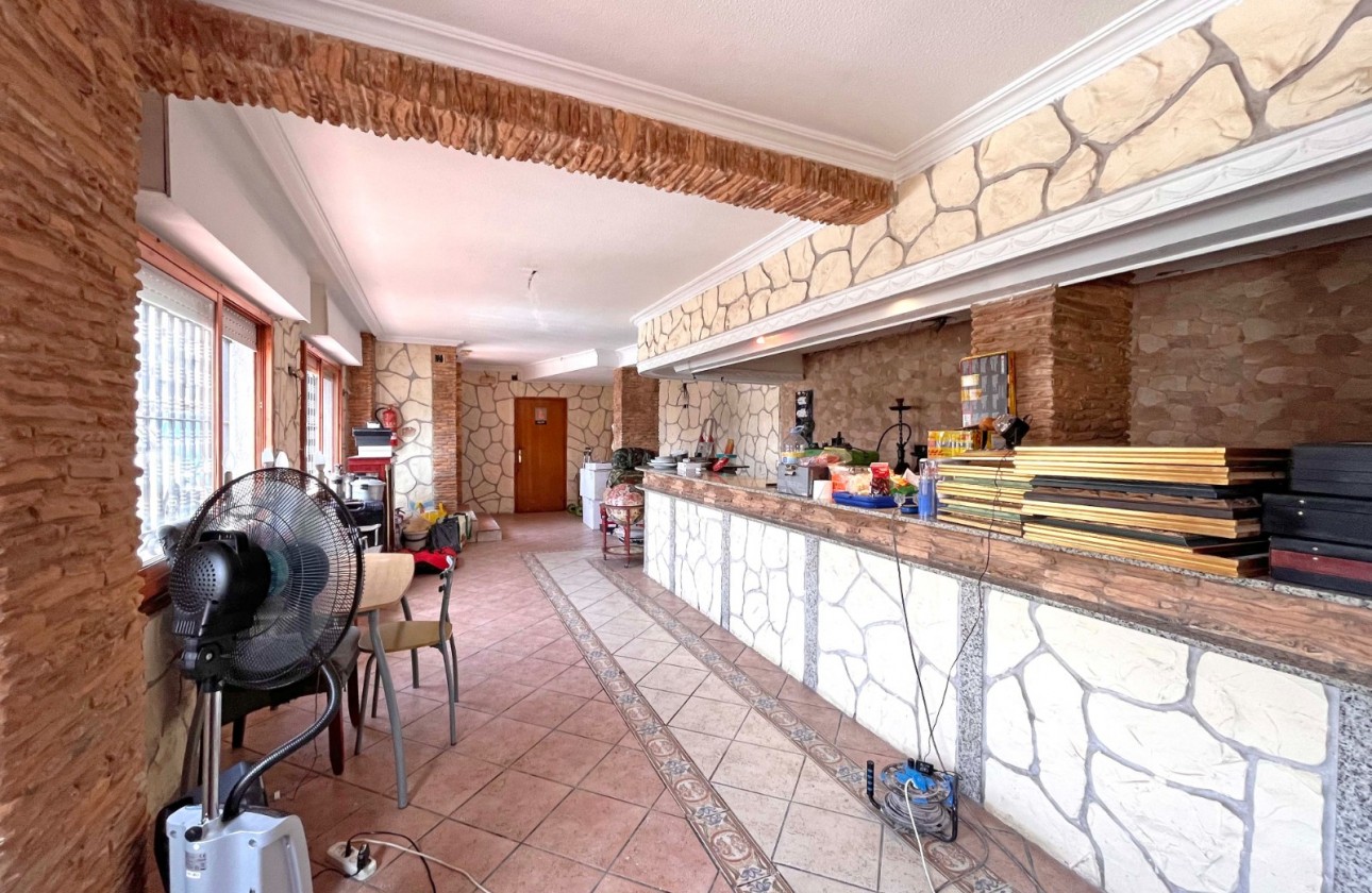 Videresalg - Kommersiell - Torrevieja