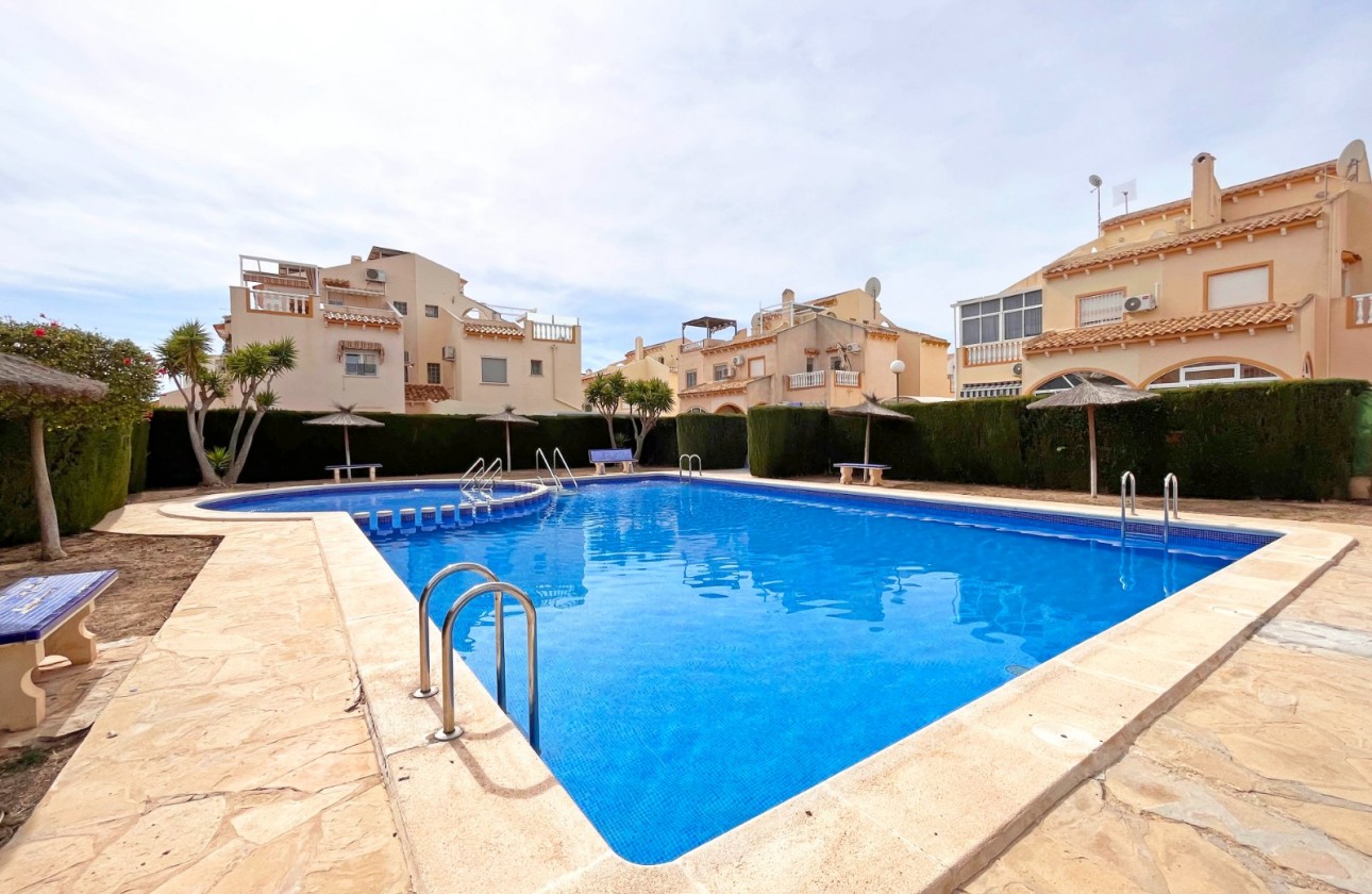 Videresalg - Rekkehus - Orihuela Costa - Playa Flamenca