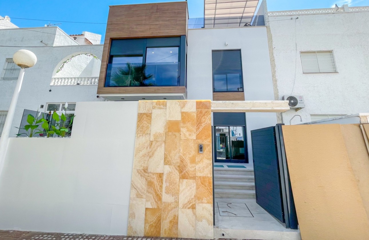 Videresalg - Rekkehus - Torrevieja - Nueva Torrevieja - Aguas Nuevas