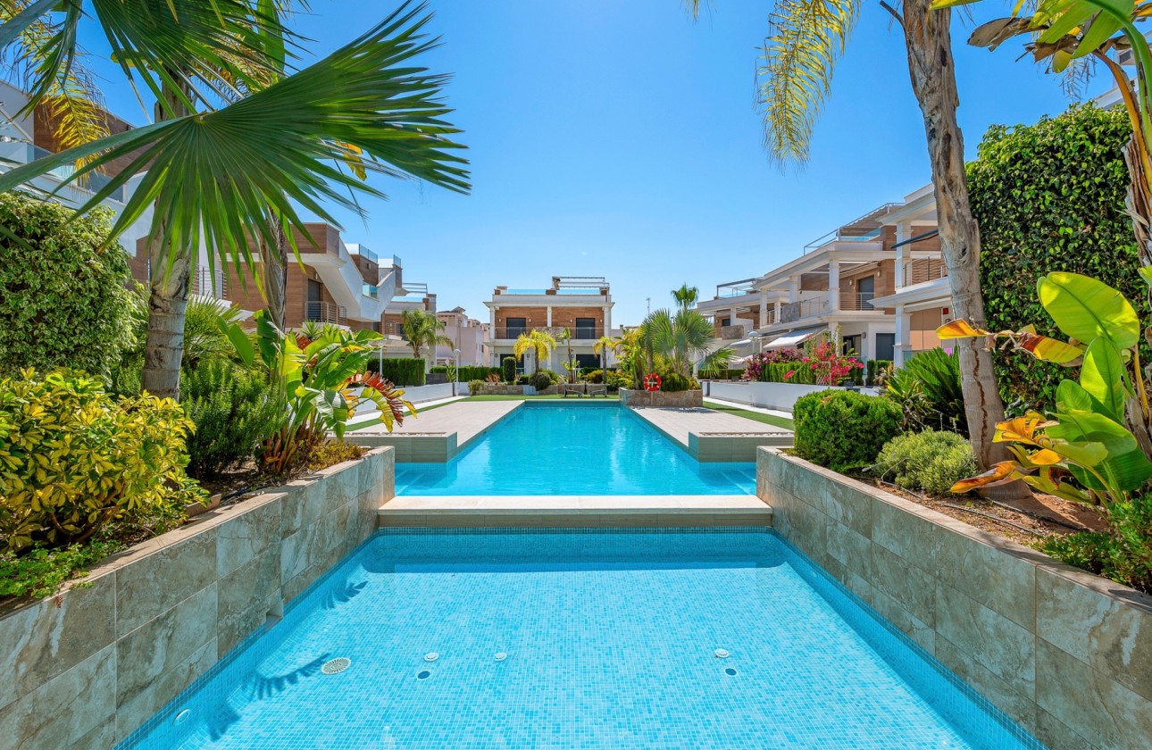 Videresalg - Semi Detached Villa - Ciudad Quesada