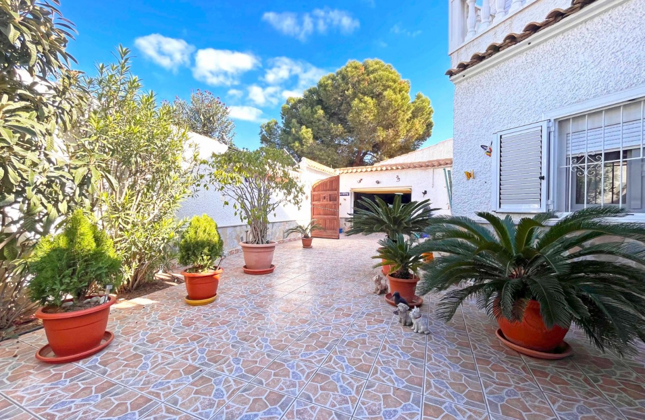 Videresalg - Semi Detached Villa - Orihuela Costa - La Zenia