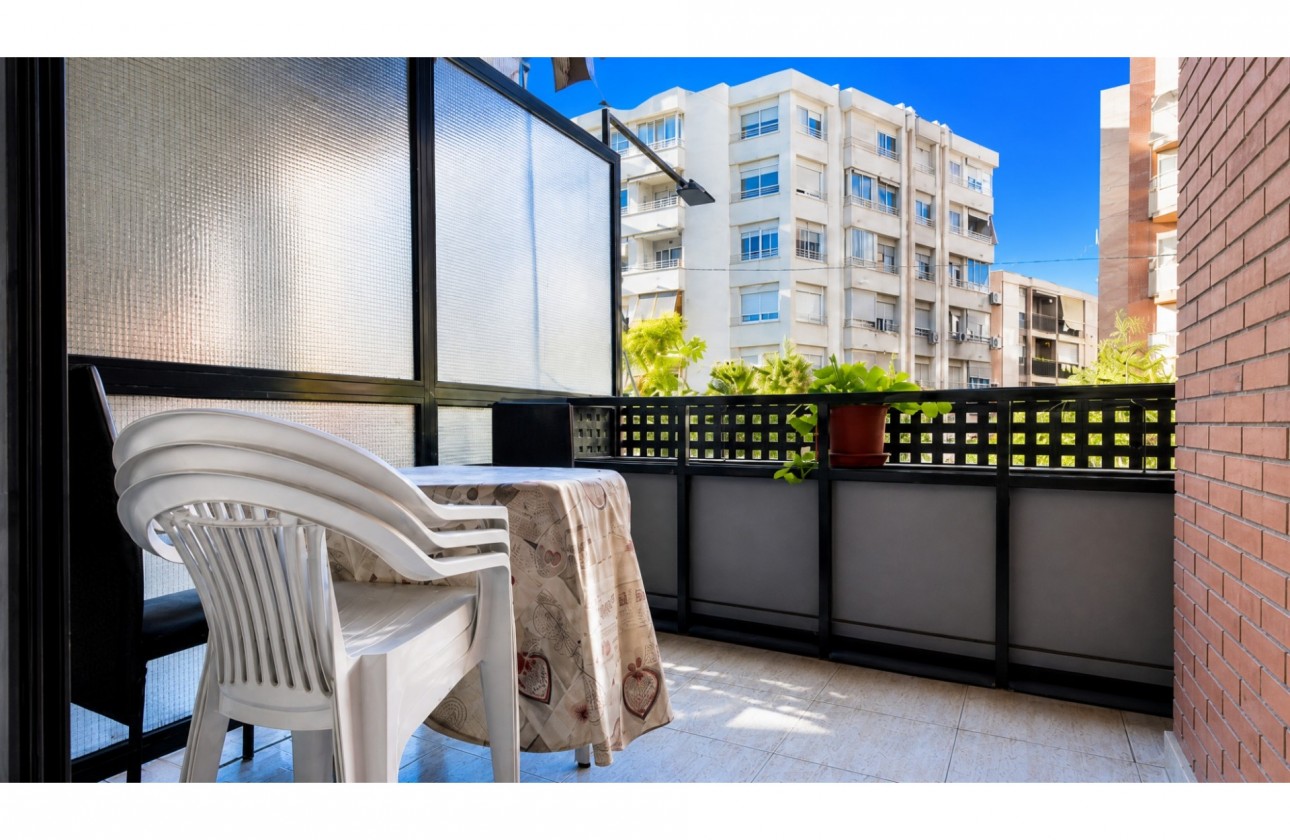 Wiederverkauf - Apartment - Alicante - Altozano