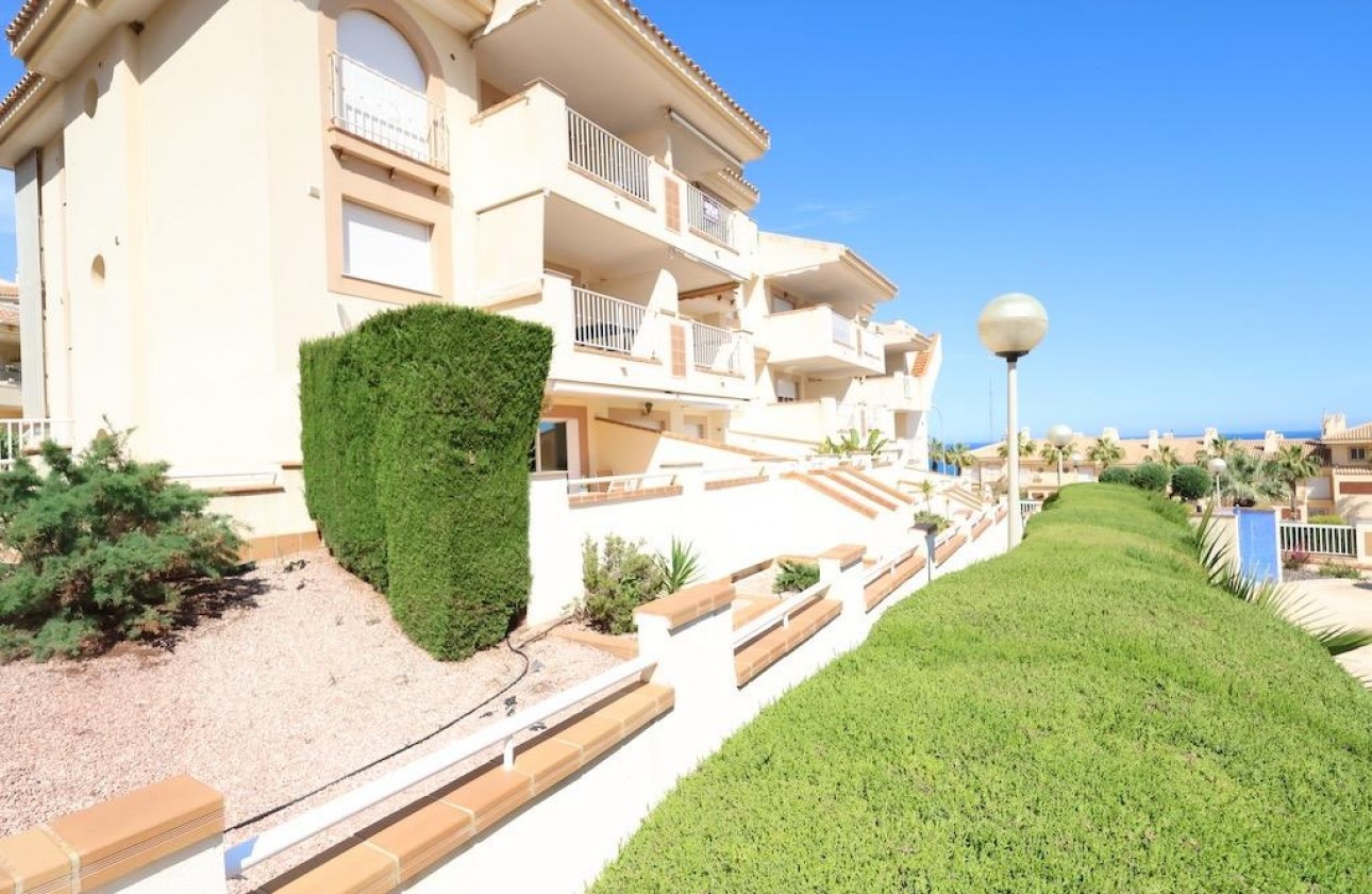 Wiederverkauf - Apartment - Orihuela Costa - Campoamor