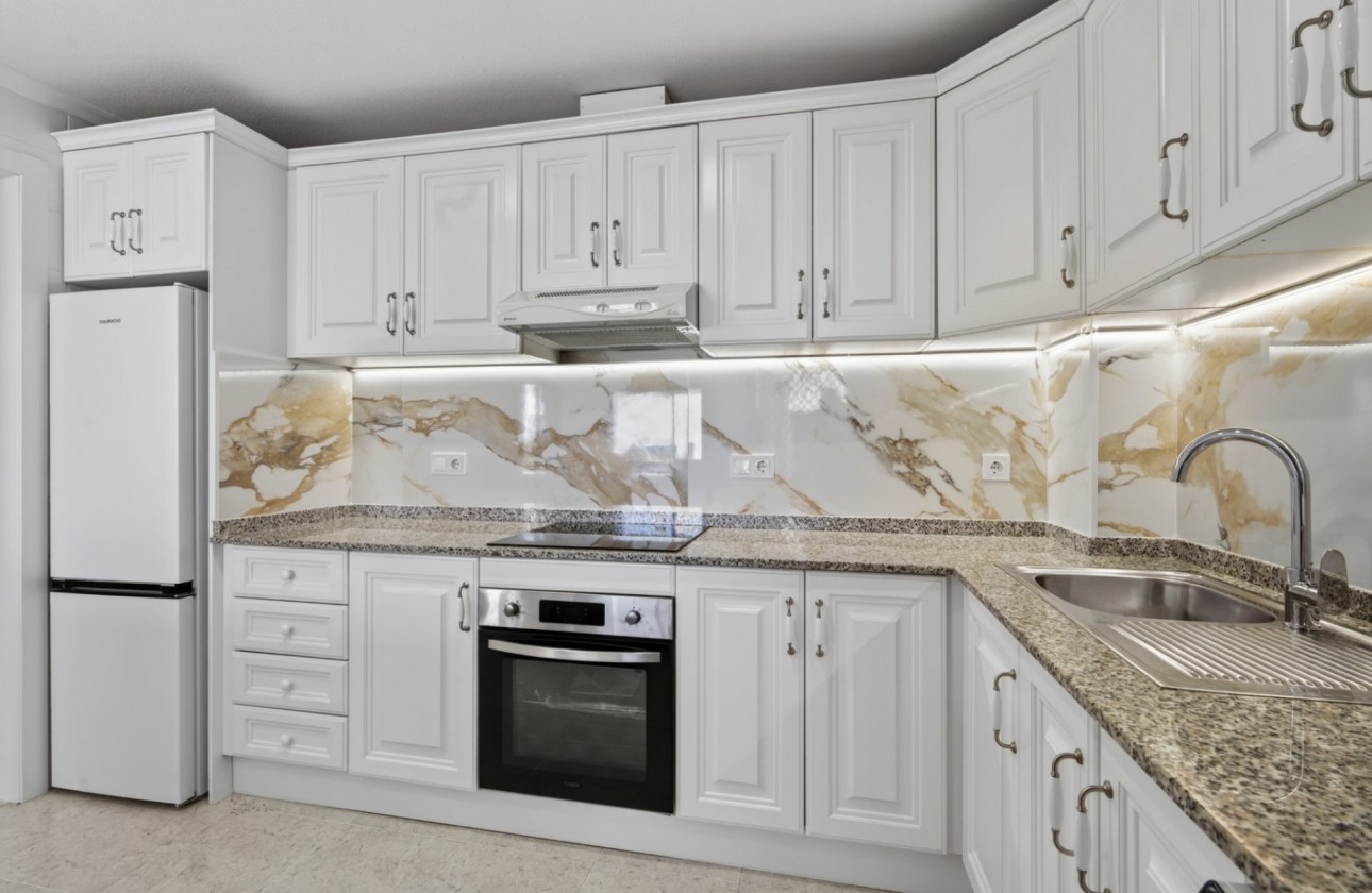 Wiederverkauf - Apartment - Orihuela Costa - Campoamor