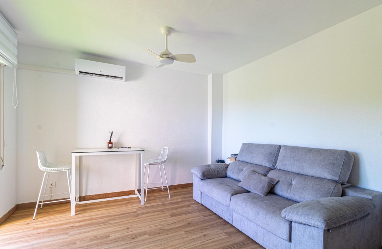 Wiederverkauf - Apartment - Orihuela Costa - Campoamor