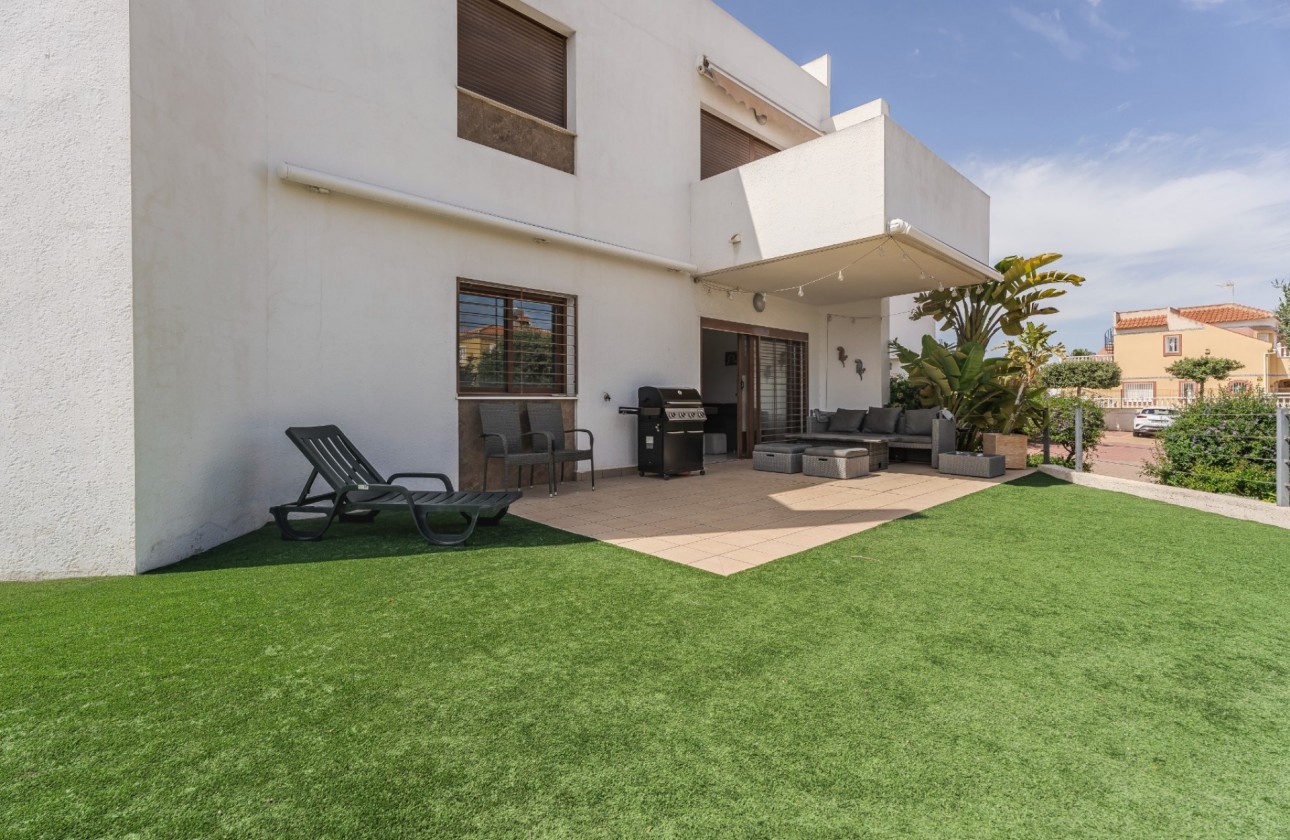 Wiederverkauf - Apartment - Orihuela Costa - La Zenia