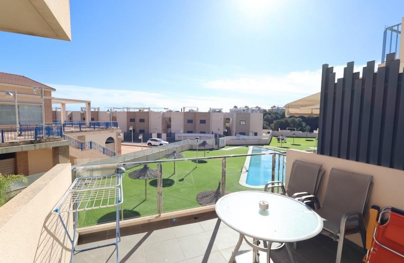 Wiederverkauf - Apartment - Orihuela Costa - La Zenia