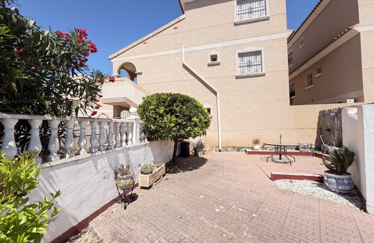 Wiederverkauf - Apartment - Orihuela Costa - La Zenia