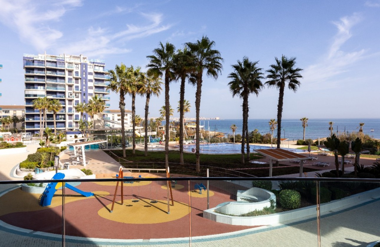 Wiederverkauf - Apartment - Orihuela Costa - Punta Prima