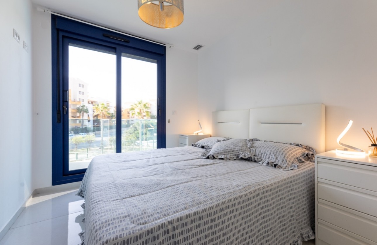 Wiederverkauf - Apartment - Orihuela Costa - Punta Prima