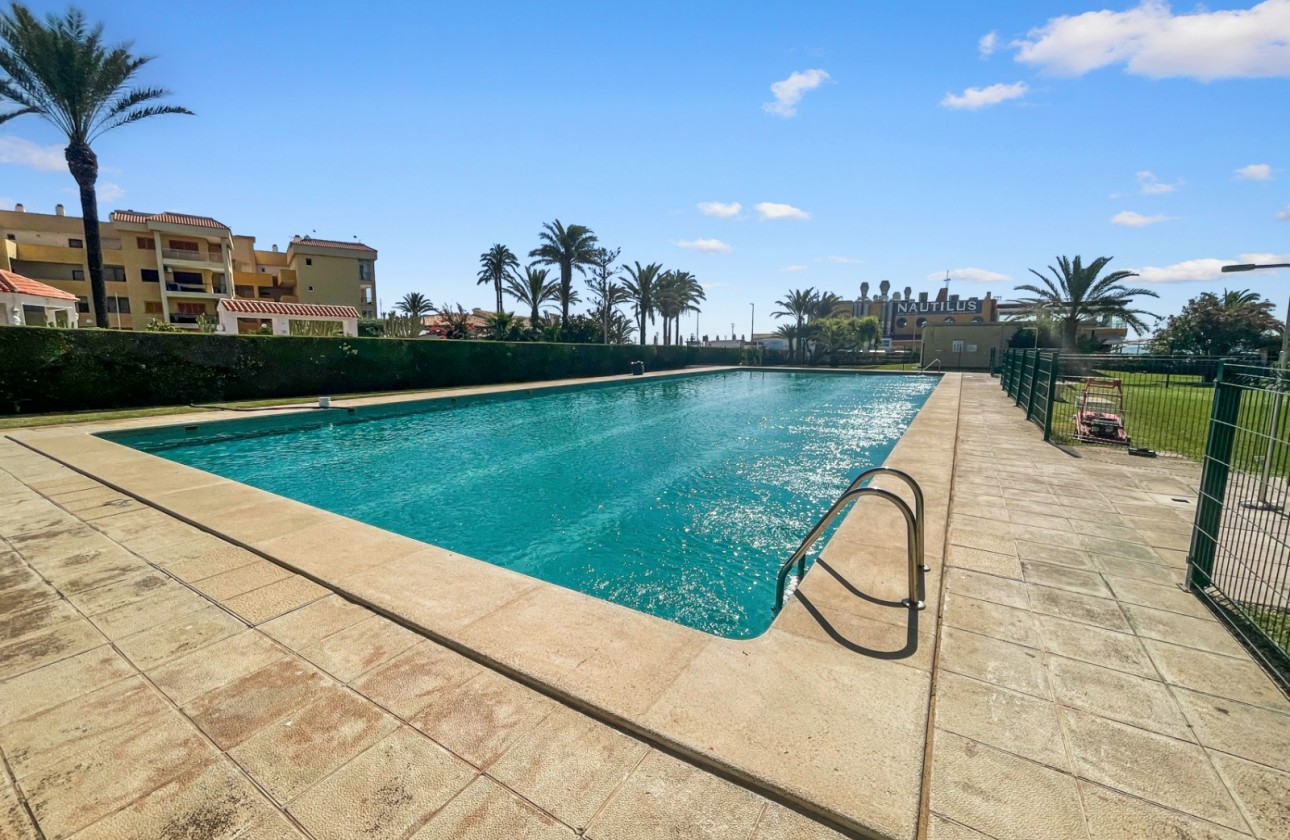 Wiederverkauf - Apartment - Orihuela Costa - Punta Prima