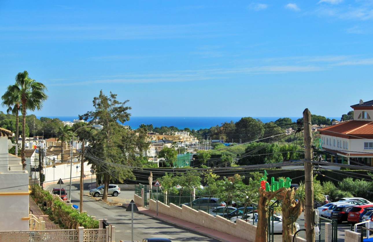 Wiederverkauf - Apartment - Orihuela Costa - Villamartín