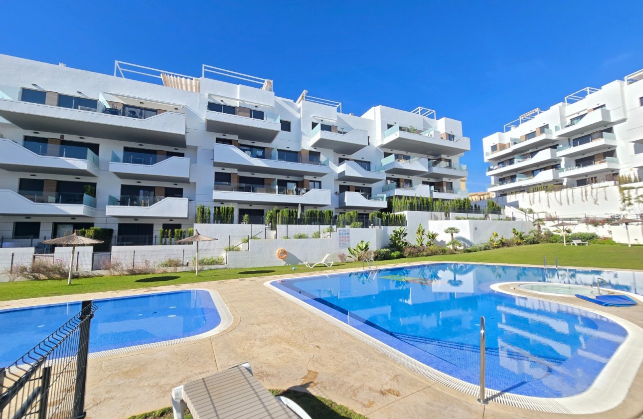 Wiederverkauf - Apartment - Orihuela Costa - Villamartín *