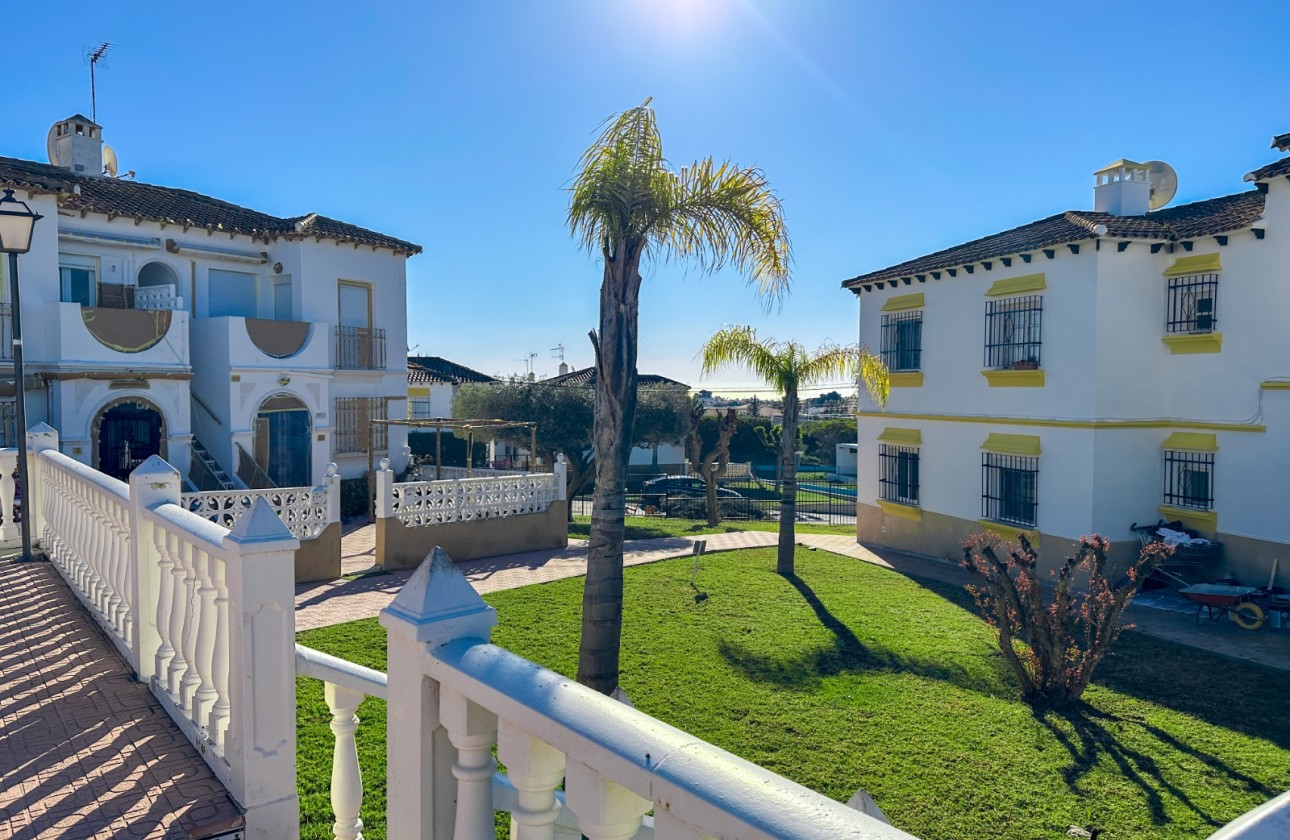 Wiederverkauf - Apartment - Orihuela Costa - Villamartín