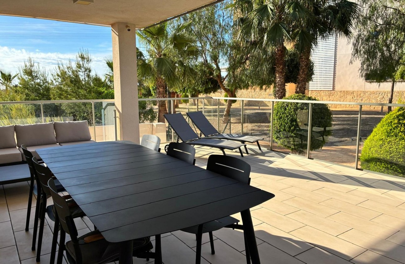 Wiederverkauf - Apartment - Orihuela Costa - Villamartín