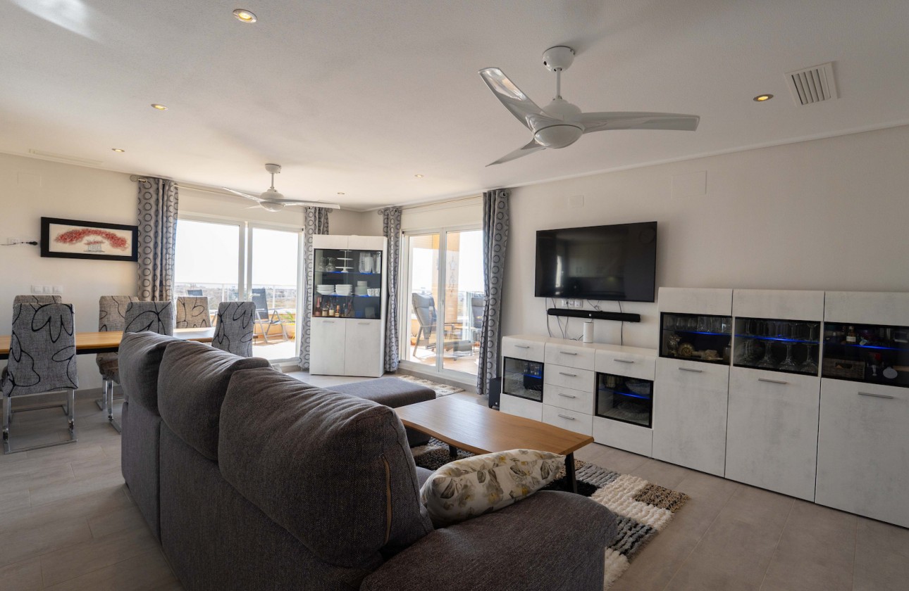 Wiederverkauf - Apartment - Orihuela Costa - Villamartín
