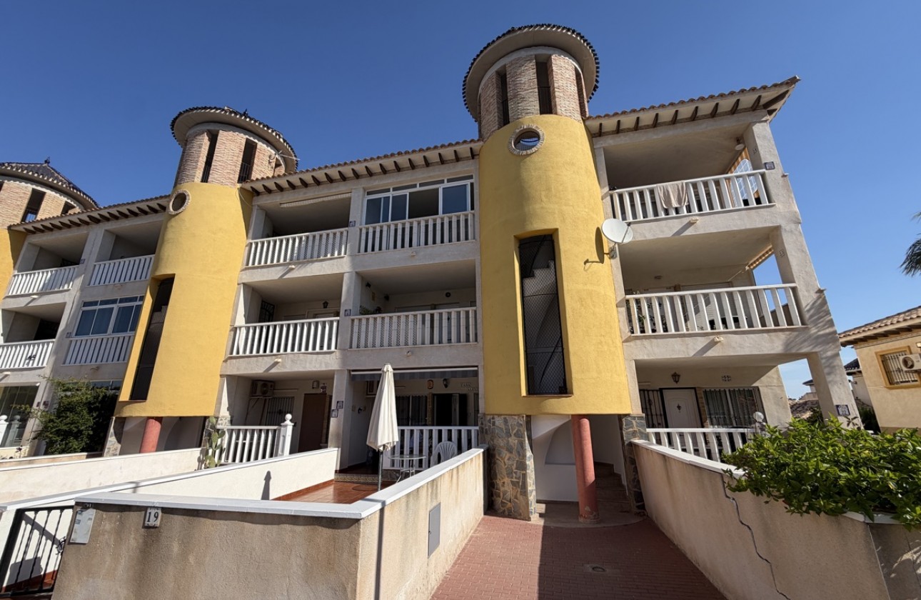 Wiederverkauf - Apartment - Orihuela Costa - Villamartín