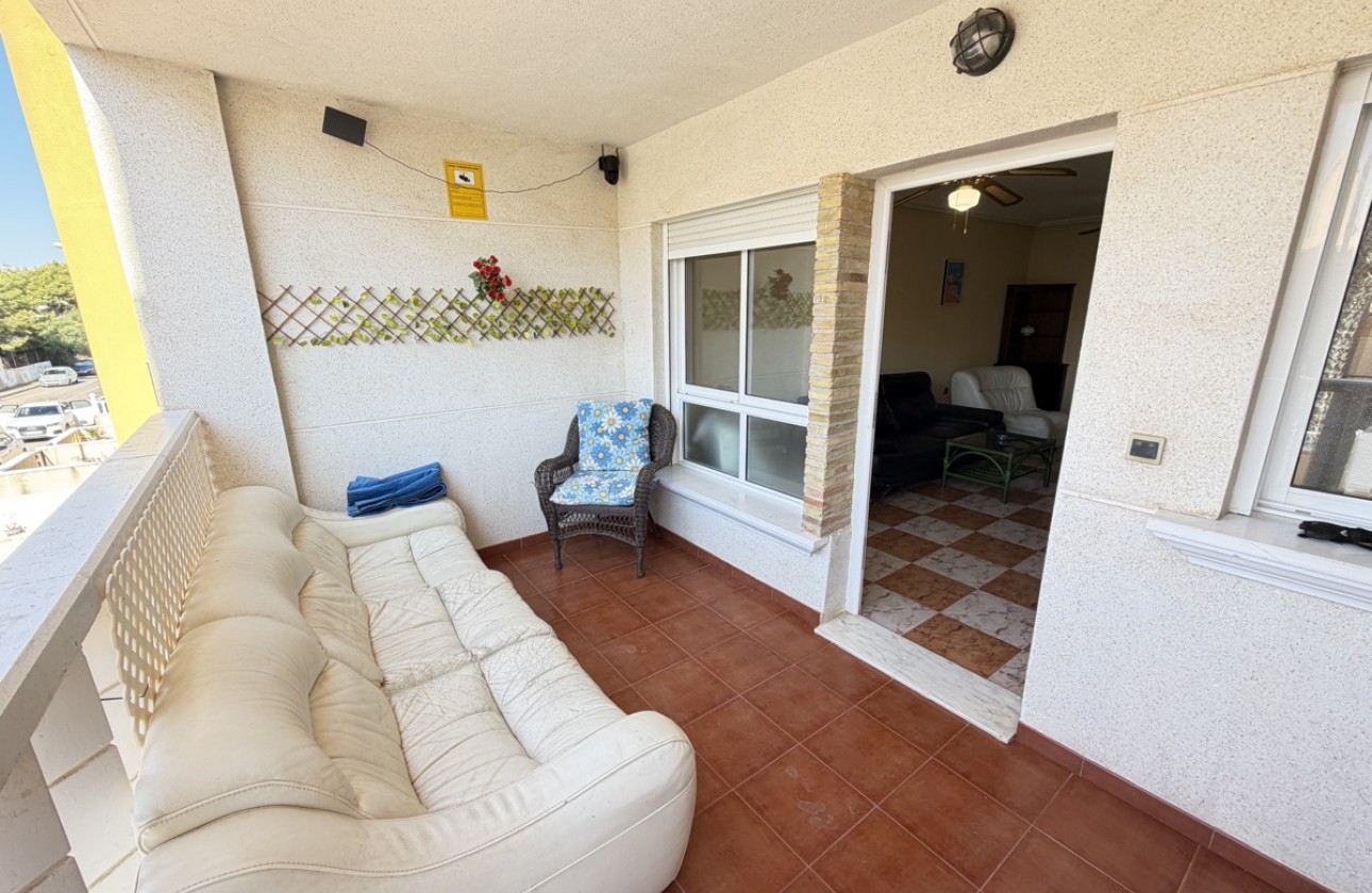 Wiederverkauf - Apartment - Orihuela Costa - Villamartín