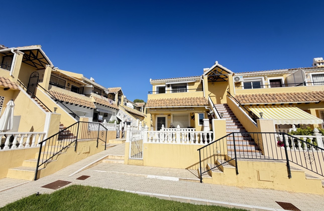 Wiederverkauf - Apartment - Orihuela Costa - Villamartín