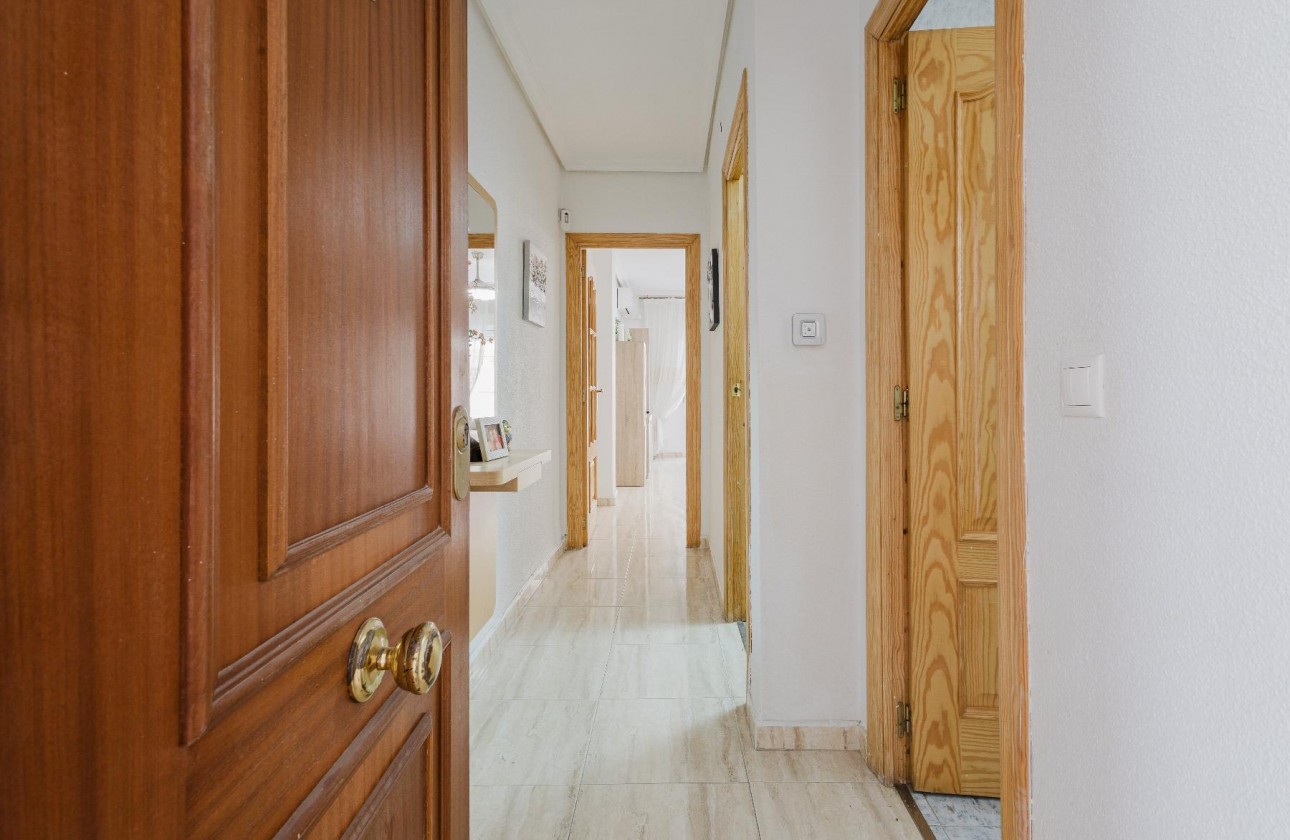 Wiederverkauf - Apartment - Torrevieja - El Acequión - Los Náufragos