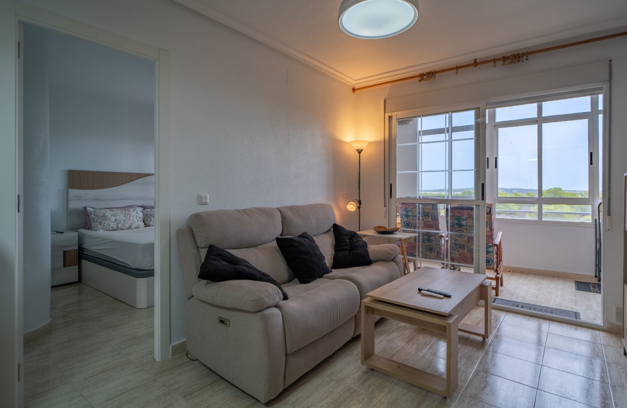 Wiederverkauf - Apartment - Torrevieja - La Siesta - El Salado -  Torreta