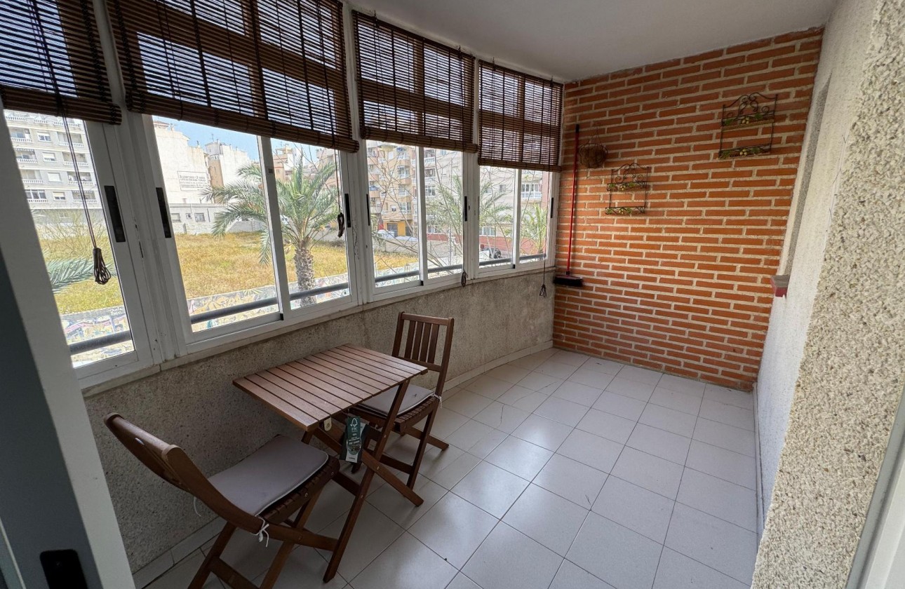 Wiederverkauf - Apartment - Torrevieja - Playa de los Locos
