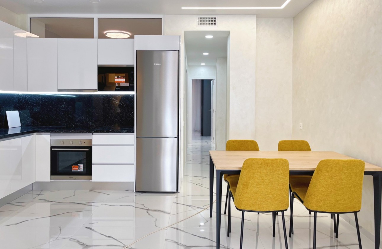 Wiederverkauf - Apartment - Torrevieja - Playa del Cura