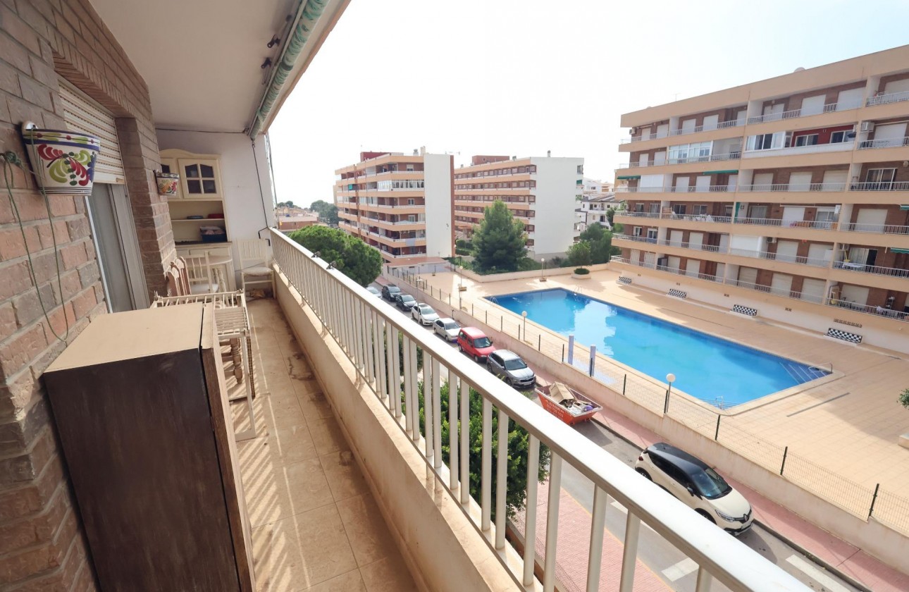 Wiederverkauf - Apartment - Torrevieja - Punta Prima