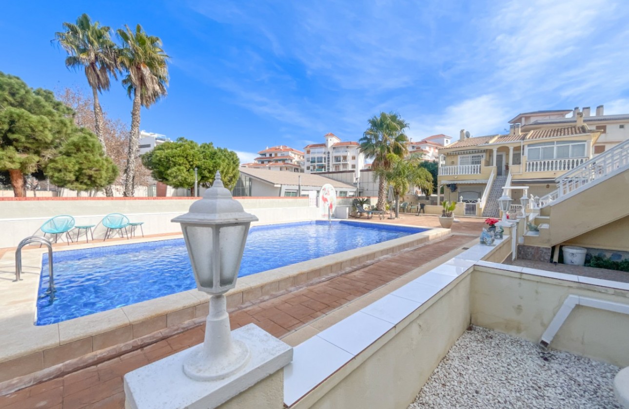 Wiederverkauf - Apartment - Torrevieja - Torrelamata - La Mata