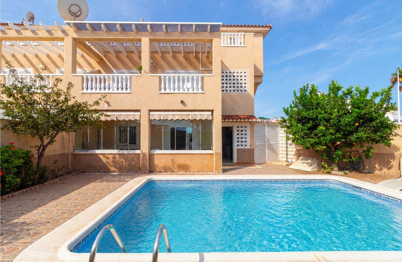 Wiederverkauf - Bungalow - Orihuela Costa - Punta Prima