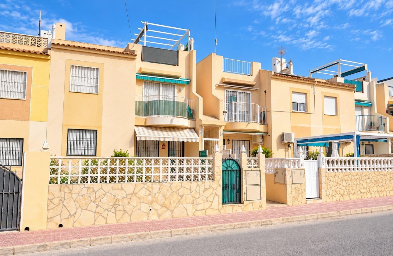 Wiederverkauf - Bungalow - Torrevieja - La Siesta - El Salado -  Torreta