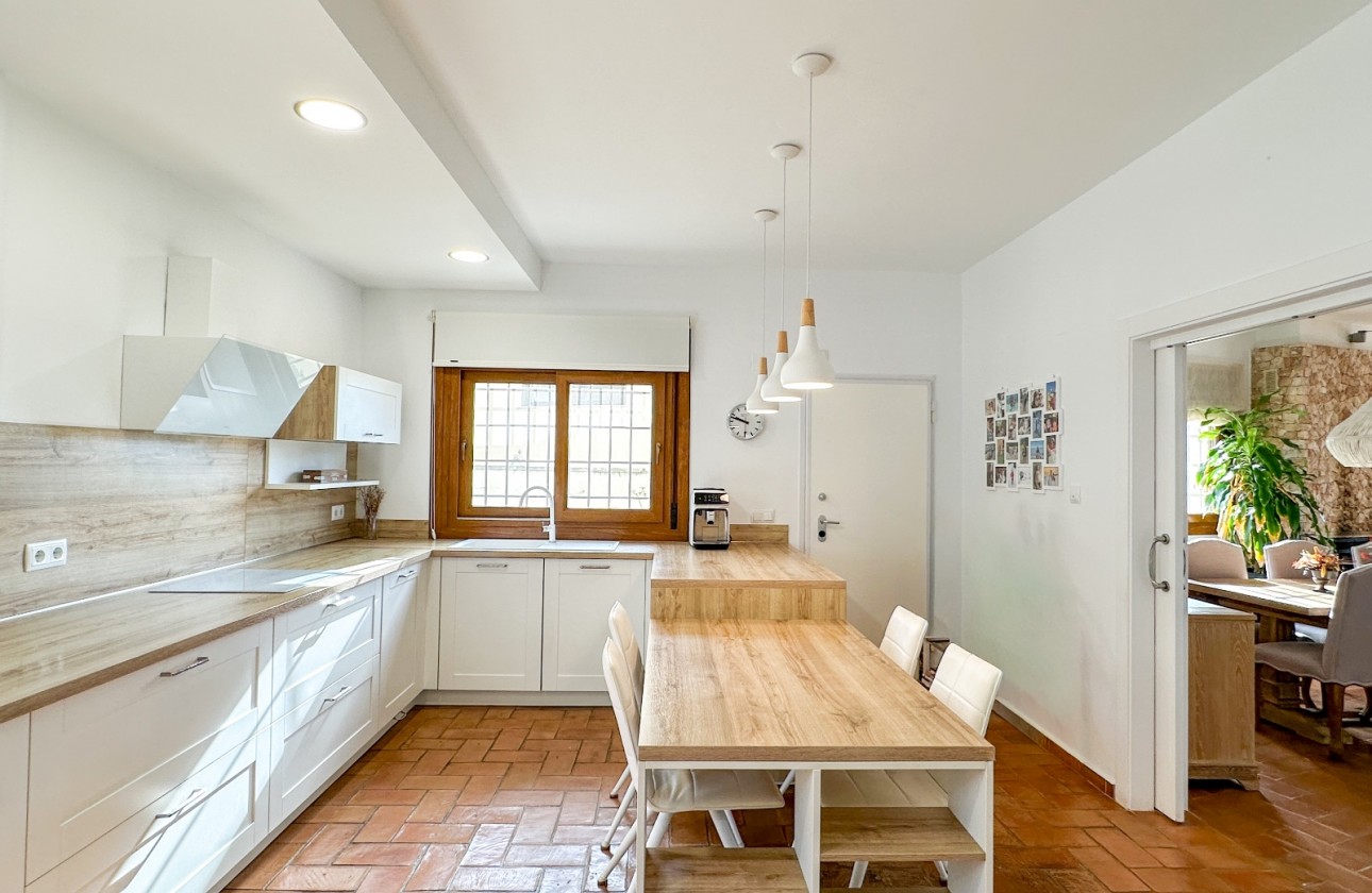 Wiederverkauf - Detached Villa - Alicante - Campoamor