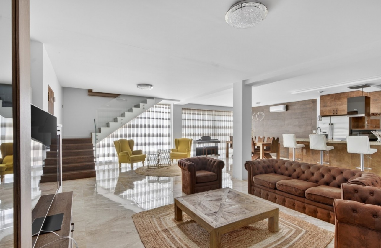 Wiederverkauf - Detached Villa - Alicante
