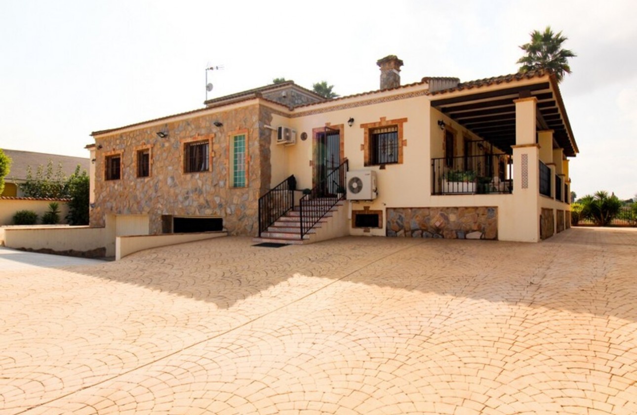 Wiederverkauf - Detached Villa - Bigastro
