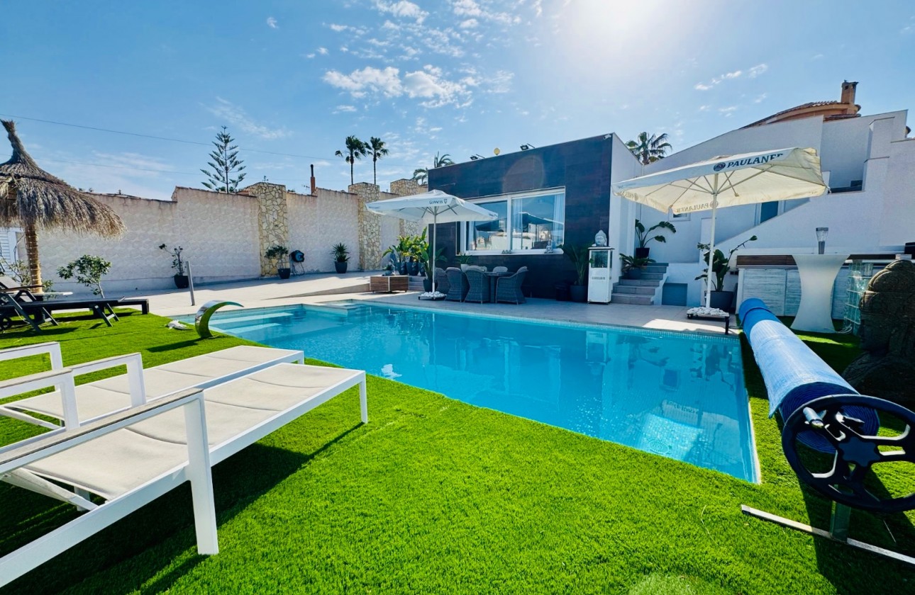 Wiederverkauf - Detached Villa - Ciudad Quesada - La  Marquesa Golf