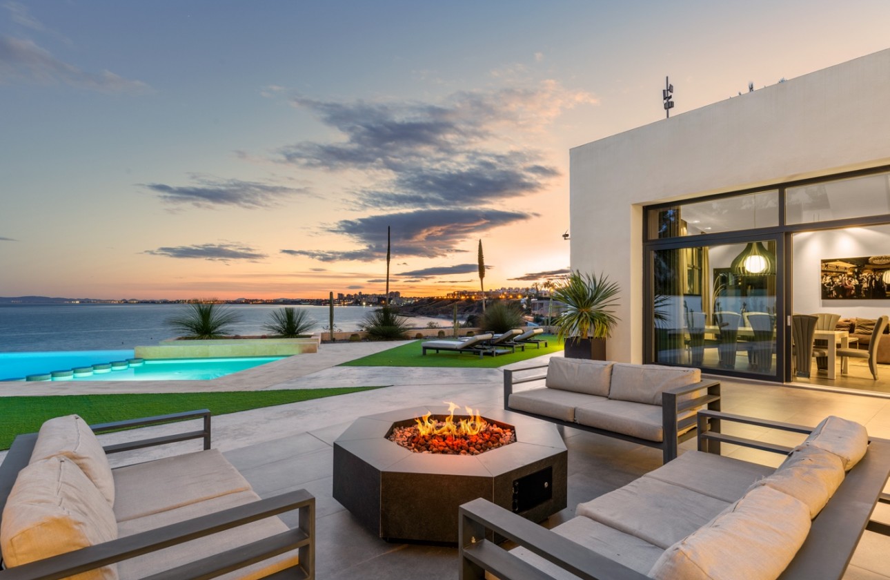 Wiederverkauf - Detached Villa - Orihuela Costa - Cabo Roig