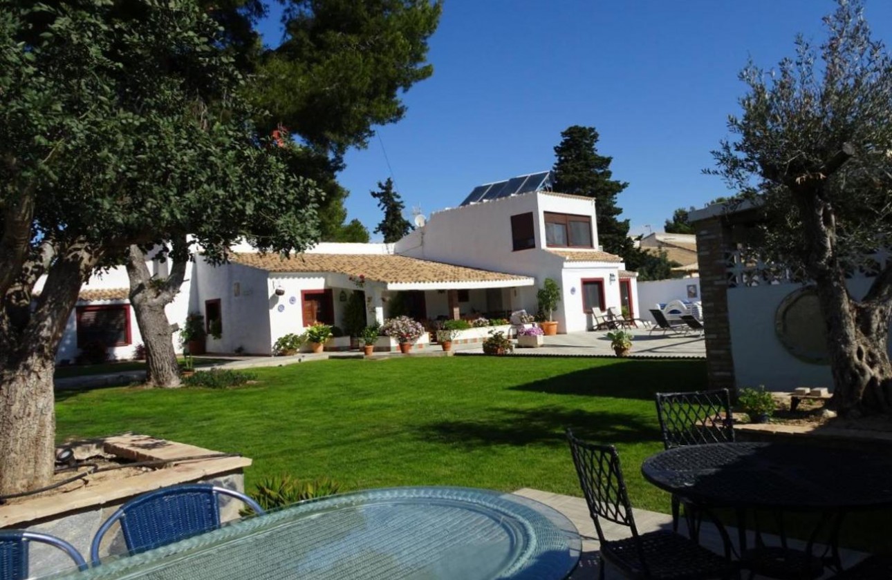 Wiederverkauf - Detached Villa - Orihuela Costa - Cabo Roig