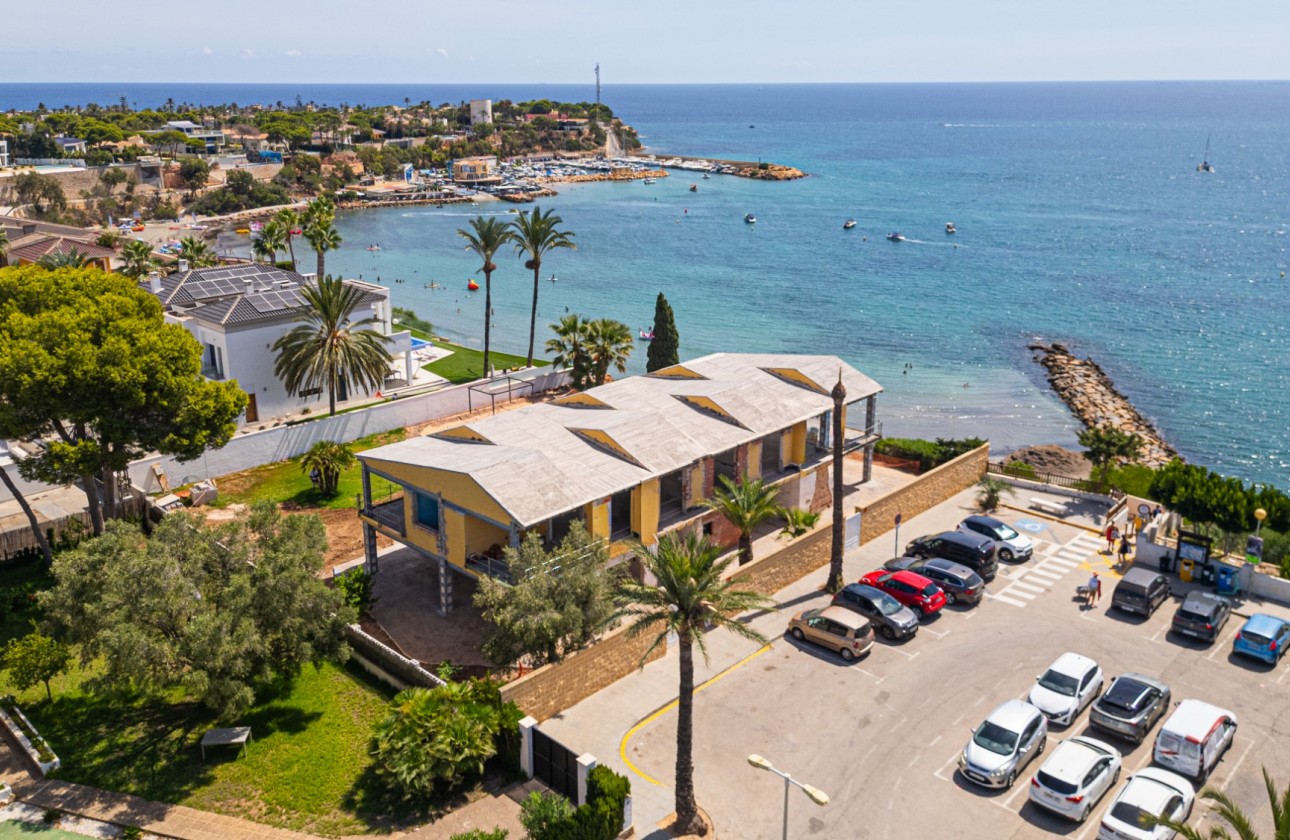 Wiederverkauf - Detached Villa - Orihuela Costa - Cabo Roig