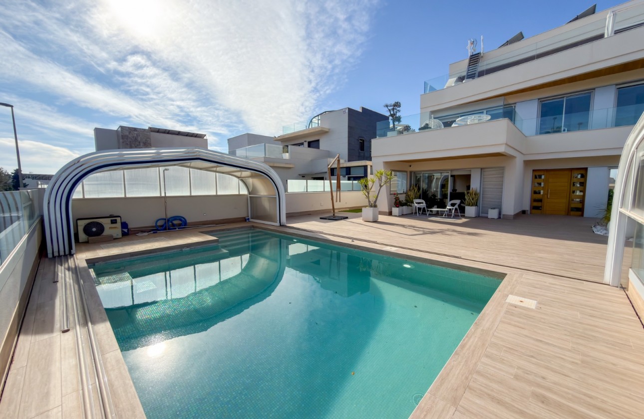 Wiederverkauf - Detached Villa - Orihuela Costa - Campoamor