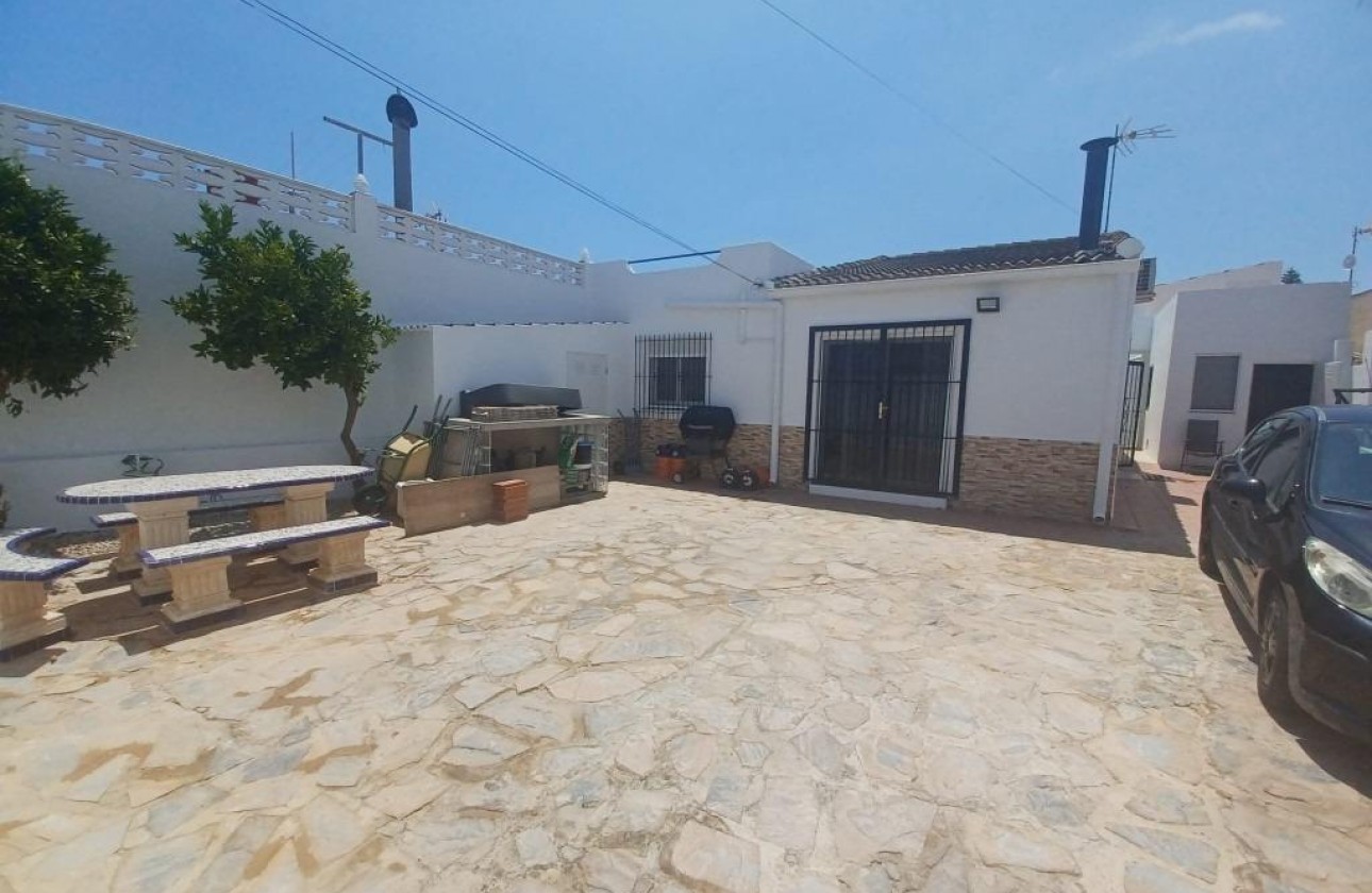 Wiederverkauf - Detached Villa - Orihuela Costa - Lomas de Cabo Roig