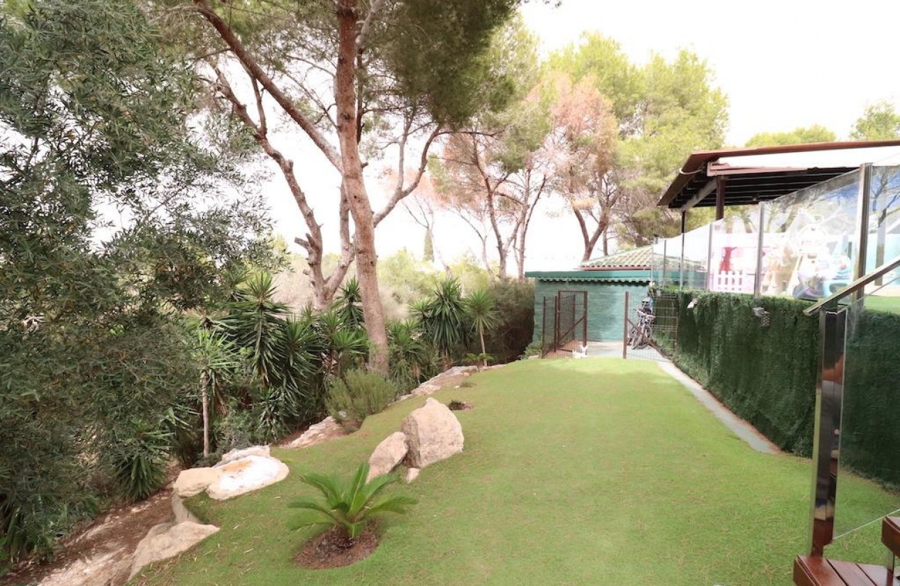 Wiederverkauf - Detached Villa - Orihuela Costa - Lomas de Cabo Roig